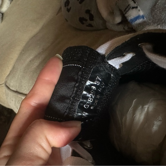 Chanel Low Top Trainer Suede Size 7 - Picture 6 of 11